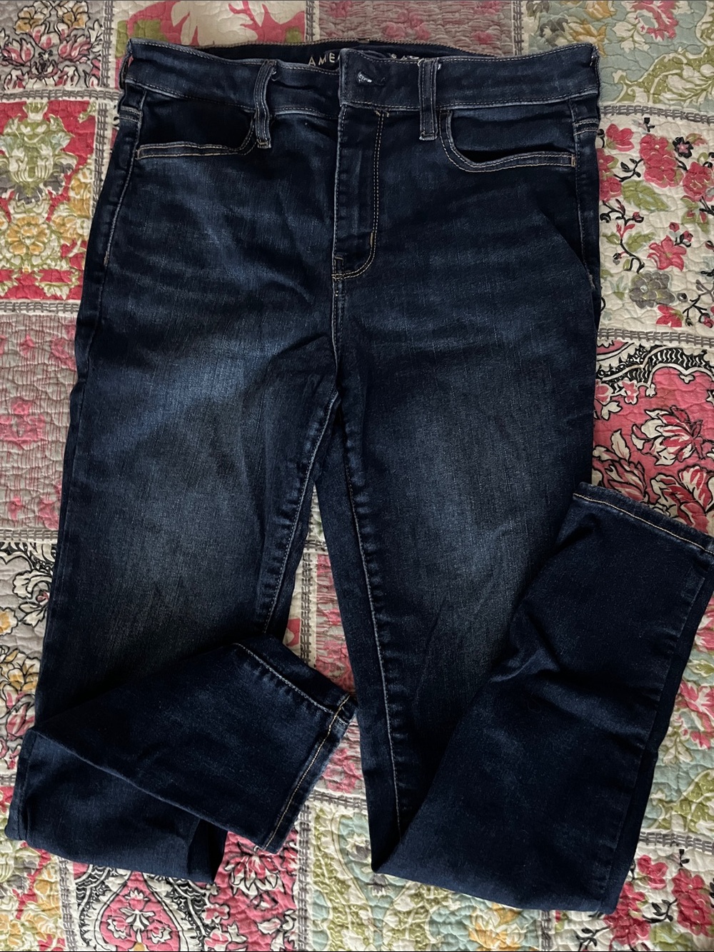American Eagle Dark Wash Jegging